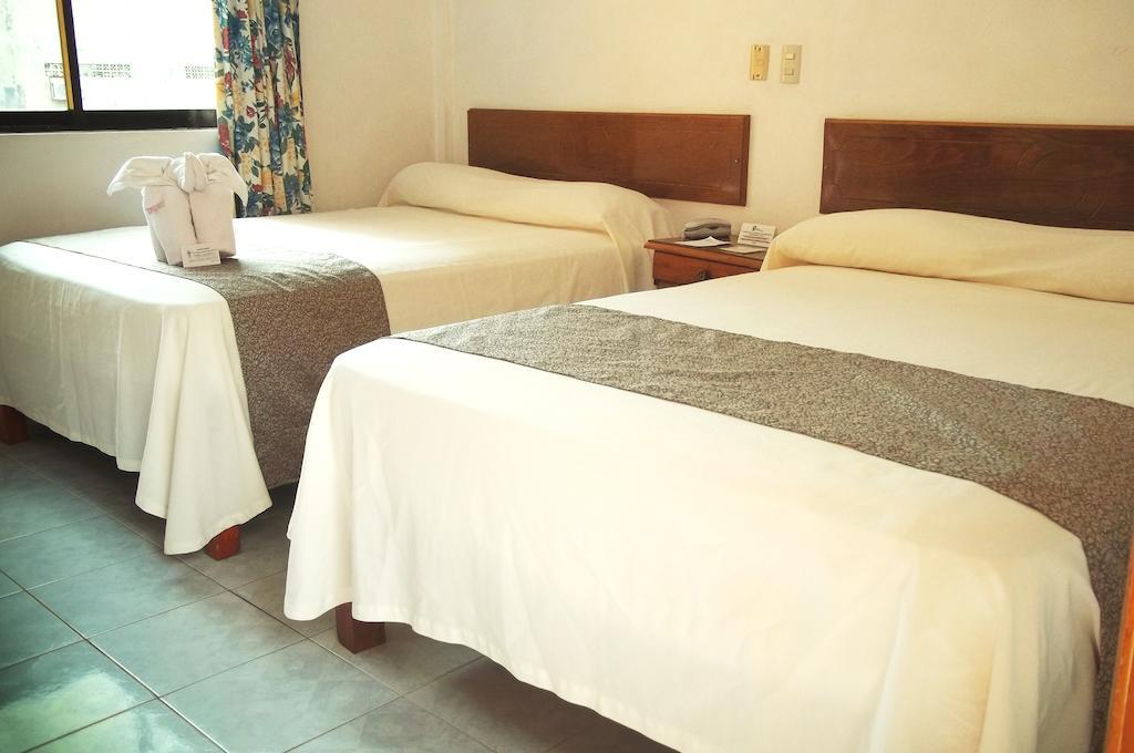 Hotel Arcos Del Parque Acayucan Zimmer foto